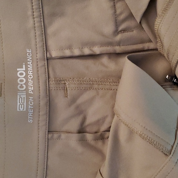 32 Degrees Men's Classic Stretch Woven 9-Inch Short - Dusty Khaki/32 - Picture 3 of 4